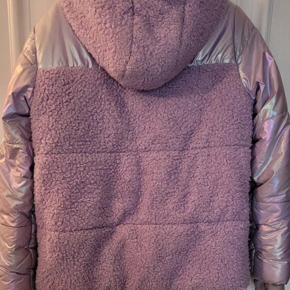 Cat and Jack Kids' Solid Puffer Jacket Lavender Shiny / Teddy Size L (10/12) - Picture 2 of 8
